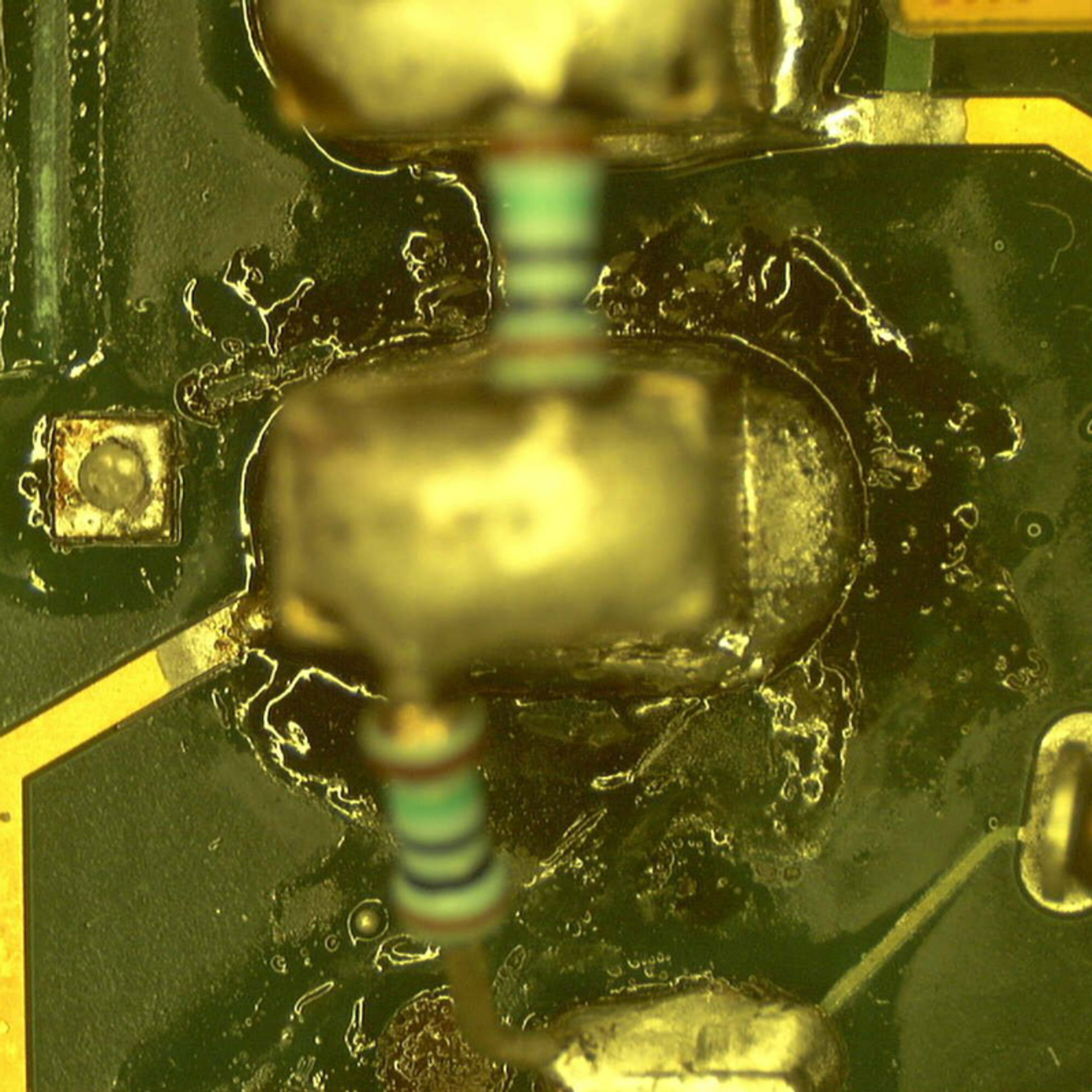 Efficient Flux Residue Removal in Electronic Manufacturing