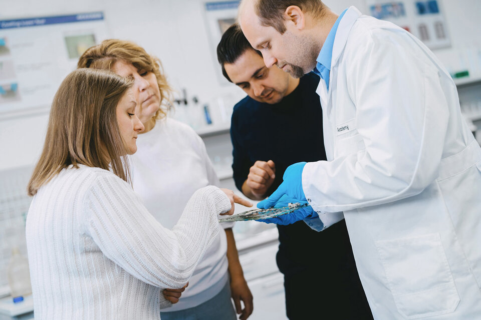 Assistance Modules: modular support for root cause clarification and prevention in the electronics industry | © @The Sour Cherry Fotografie - Michaela Curtis