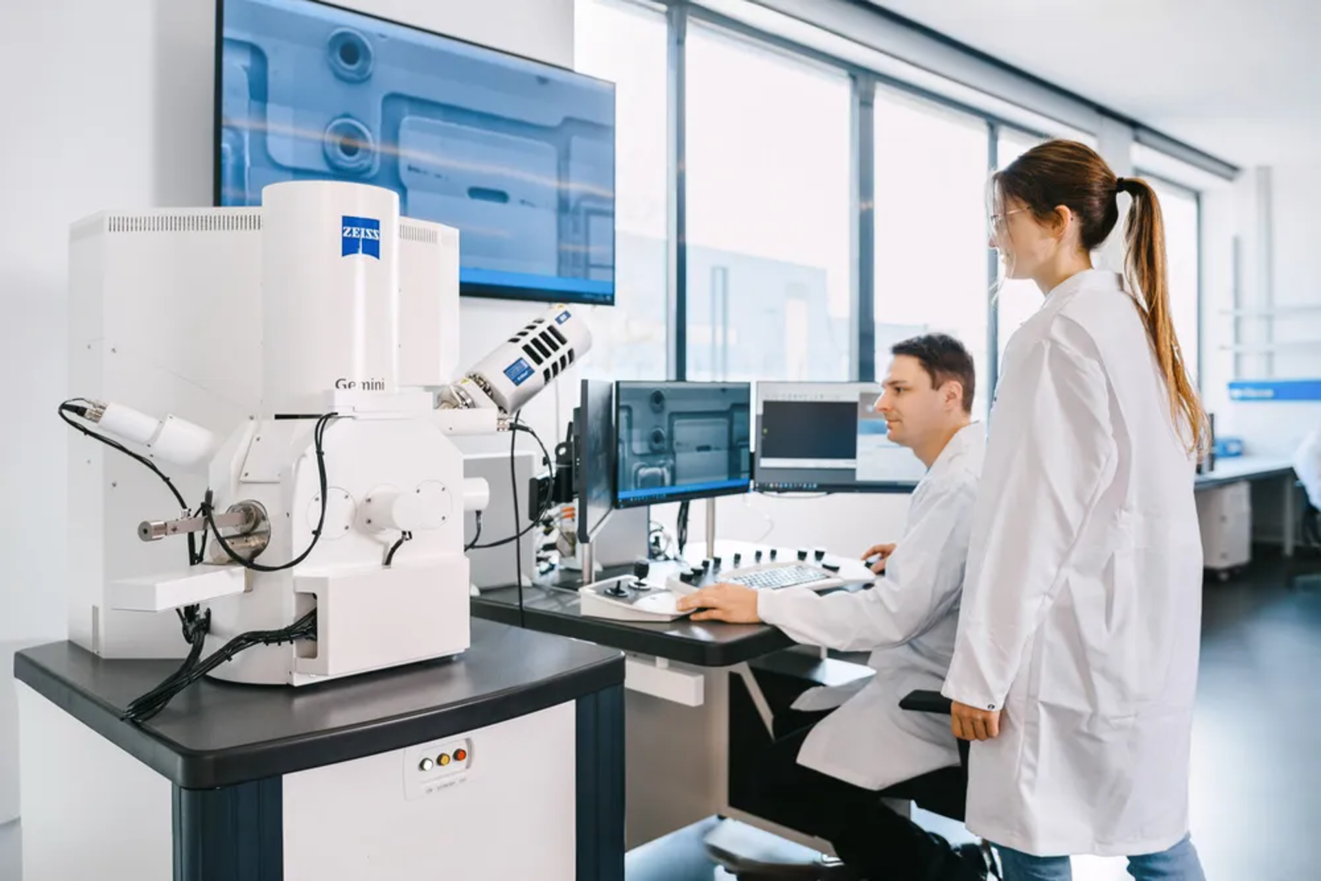 SEM-EDSで残渣を分析